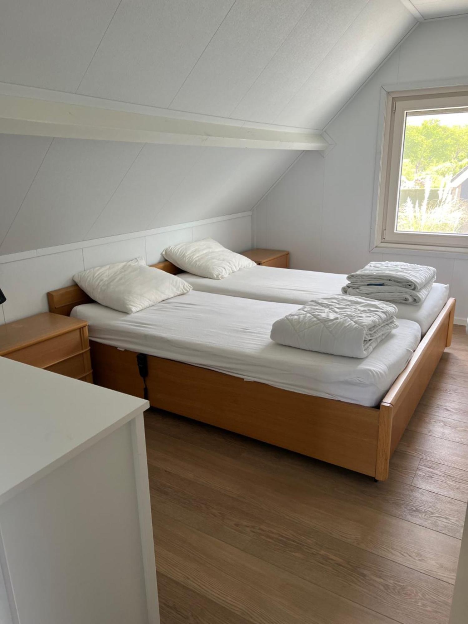 Deltageul 39 Noordzeepark - ruim en rustig gelegen vakantiehuis nabij strand - geen verhuur aan bedrijven Ouddorp Buitenkant foto